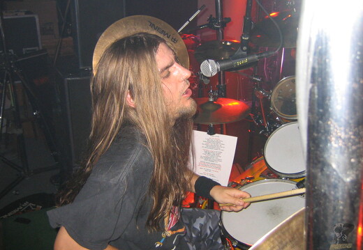 LR-ARCHIVE-040515 15-05-04 035035