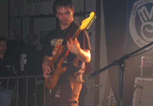 LR-ARCHIVE-040710 10-07-04 035033