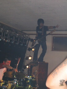 LR-ARCHIVE-040710 10-07-04 035099